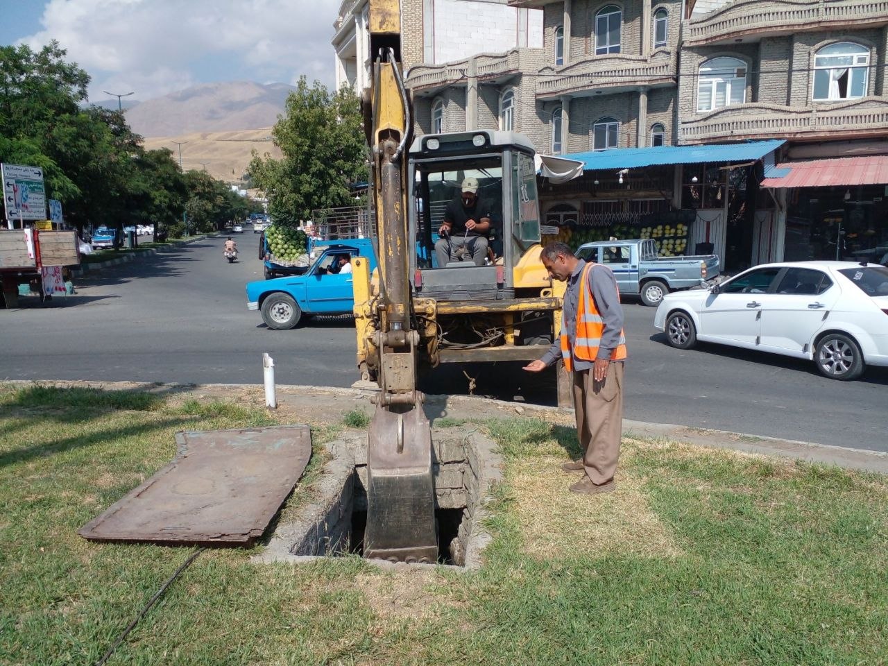 پاکبانان اشنویه عملیات لایروبی پیشگیرانه برای فصل بارش را آغاز کردند