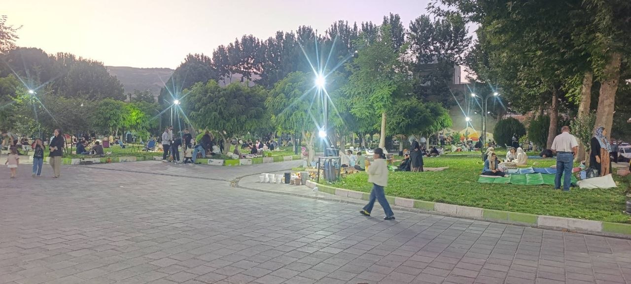 نوسازی پارک فرهنگ اشنویه؛ حضور پررنگ خانواده‌ها در فضای آرام و ایمن