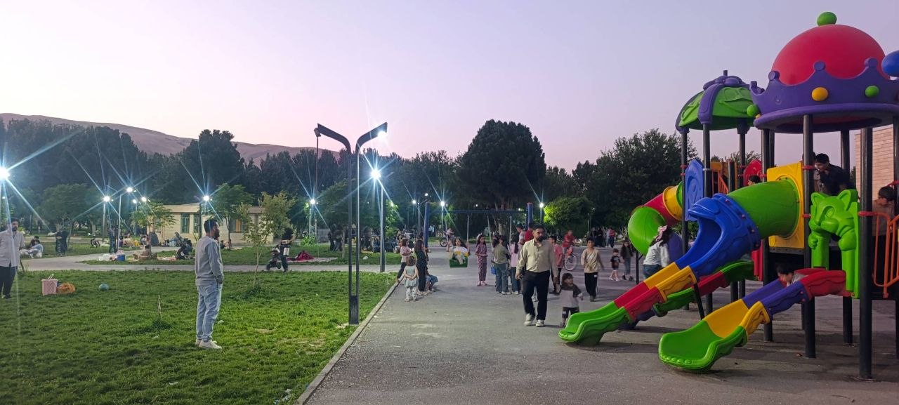 نوسازی پارک فرهنگ اشنویه؛ حضور پررنگ خانواده‌ها در فضای آرام و ایمن