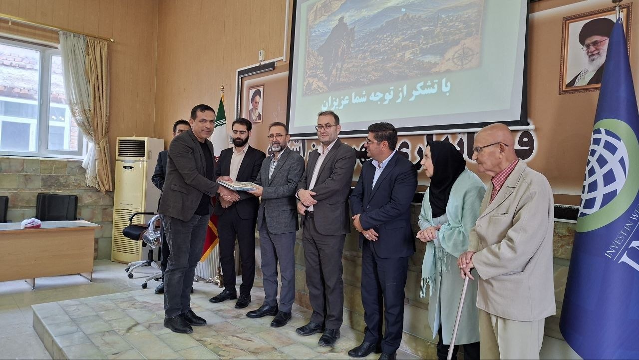 بدون عنوان