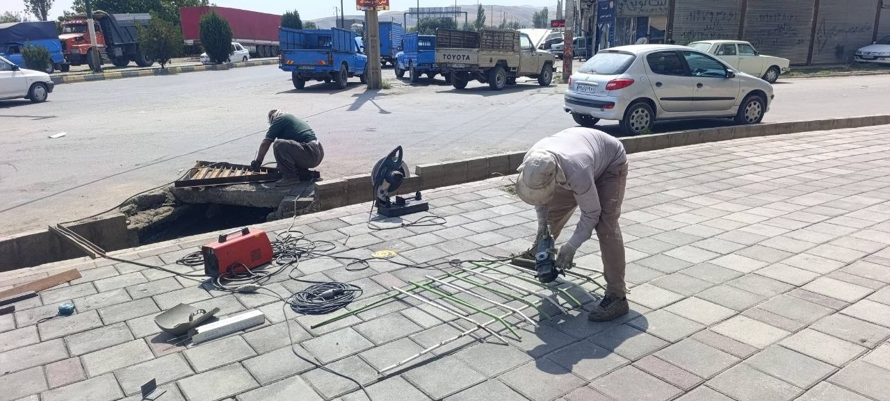 بدون عنوان