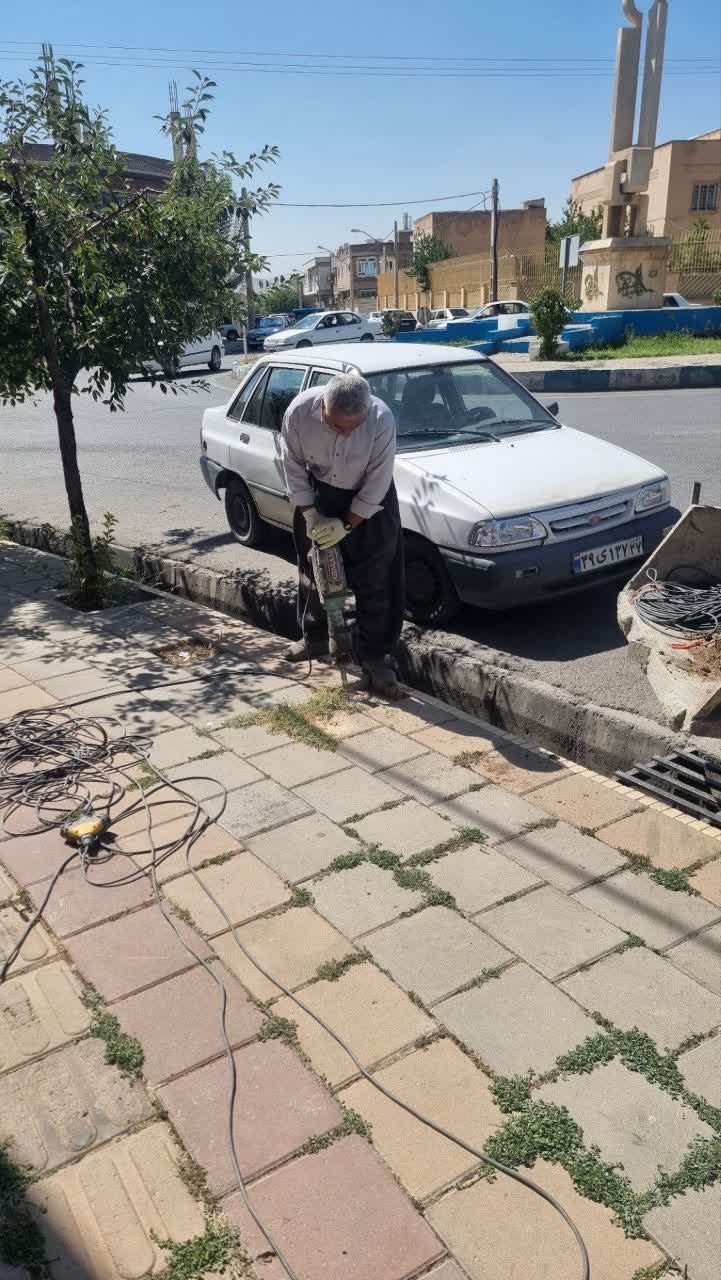 نصب تابلوهای نام‌گذاری معابر در شهر اشنویه آغاز شد