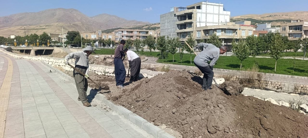 شروع فاز چهارم پروژه ساحلی اشنویه؛ گامی به سوی شهر سبزتر